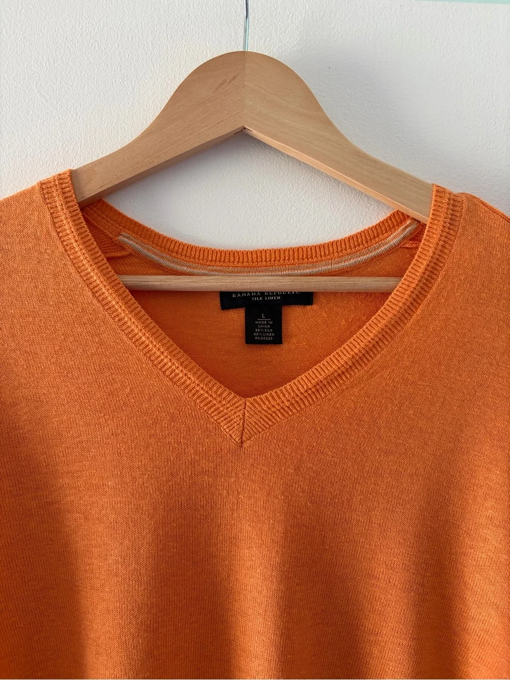 Banana Republic color bright